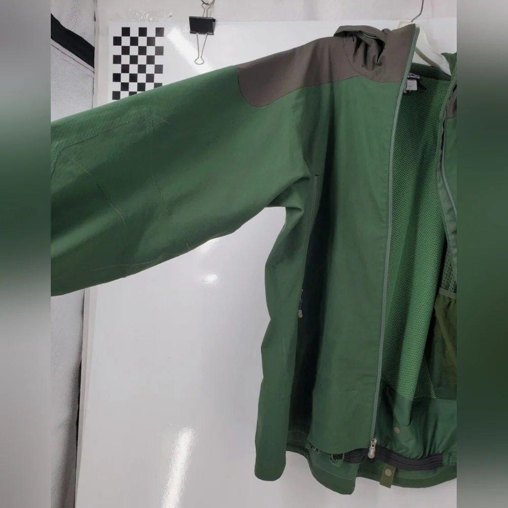 Patagonia Green Hood Waterproof Hooded Smoke Jacket Coat Men Size Large - Picture 5 of 5